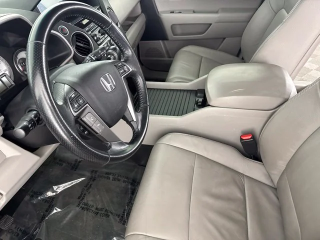 Used 2015 Gray Honda EX-L image 32