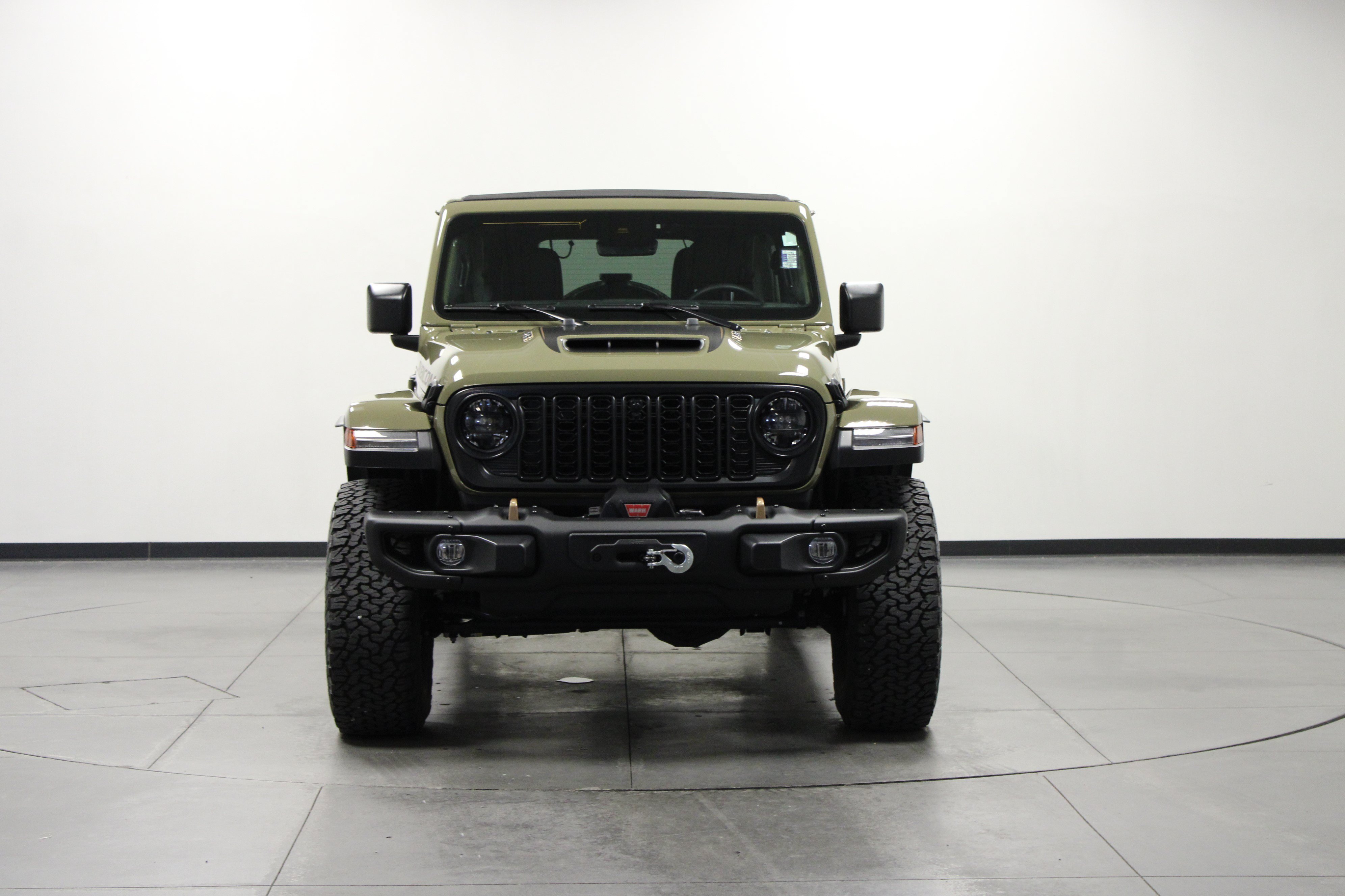 Used 2025 41 Jeep Rubicon 392 image 9