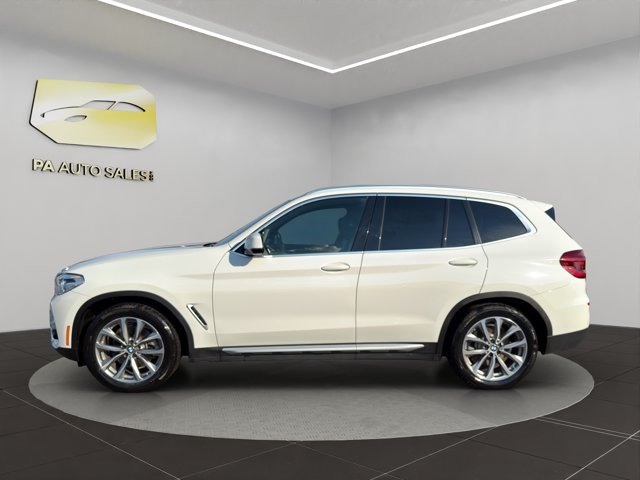 Used 2019 Alpine White BMW xDrive30i image 4