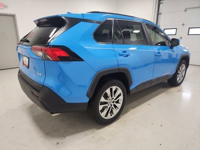 2021 Toyota RAV4 XLE Premium - Photo 12