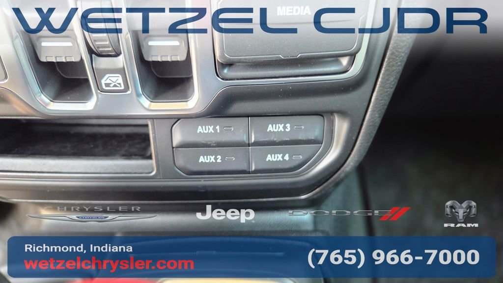 New 2026 Granite Crystal Metallic Clear-Coat Exterior Paint Jeep 85th Anniversary Edition image 28