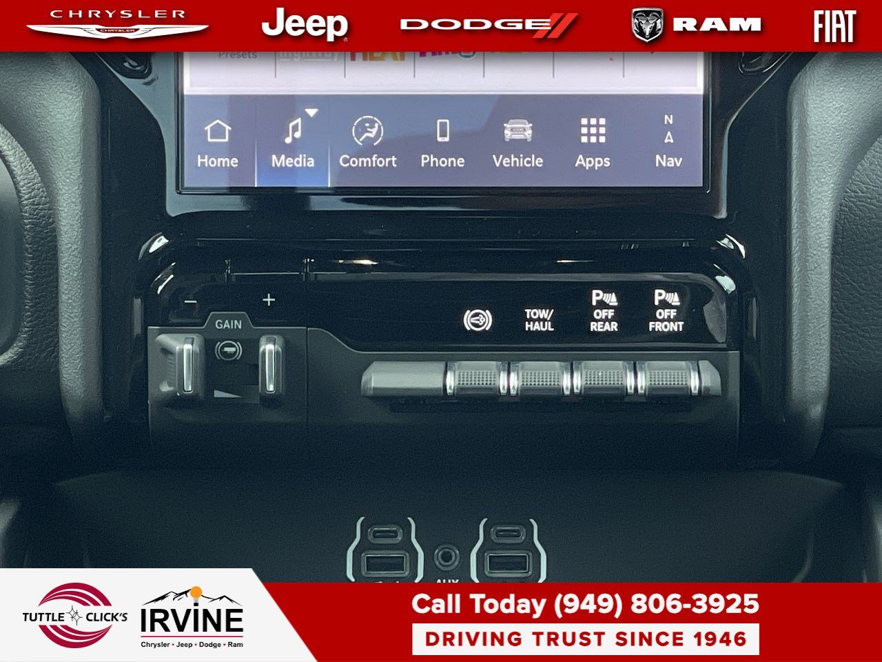 Used 2025 Bright White Clearcoat Ram Laramie image 22