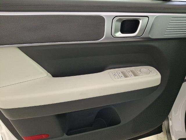 2026 Hyundai Santa Fe SE - Photo 10