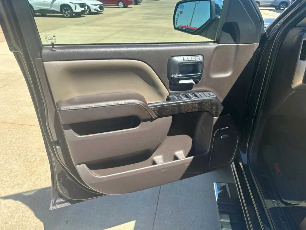 Used 2015 Gray GMC Denali image 8