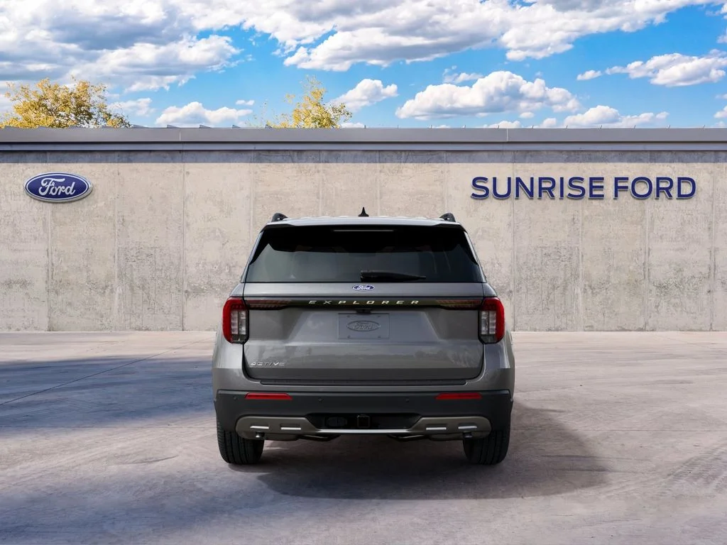 New 2027 Carbonized Gray Metallic Ford Active image 7