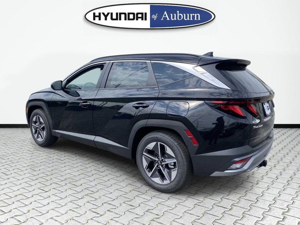 New 2026 Black Hyundai SEL FWD image 7