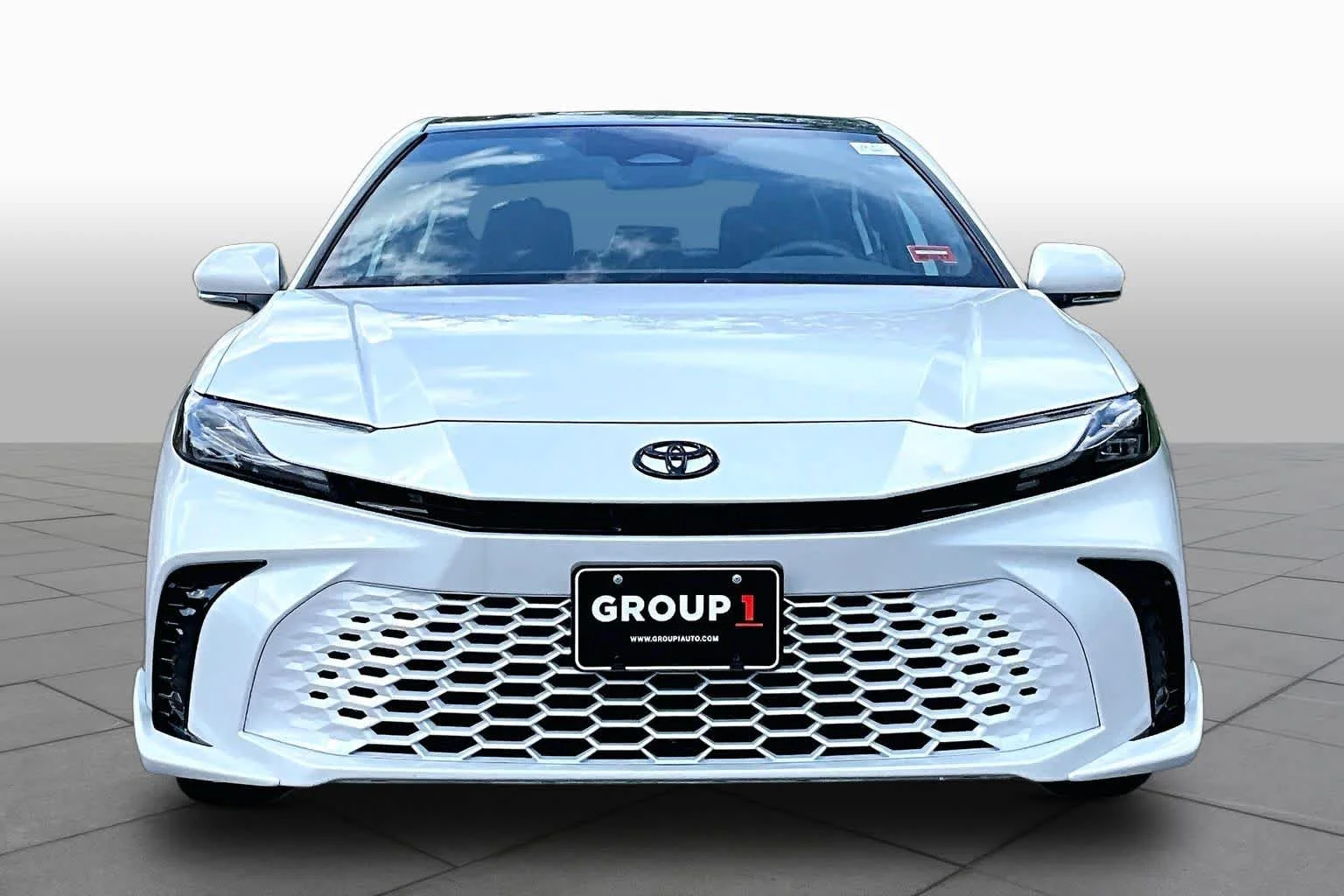 New 2026 Wind Chill Pearl <sup>1</sup> Toyota  XSE AWD image 3