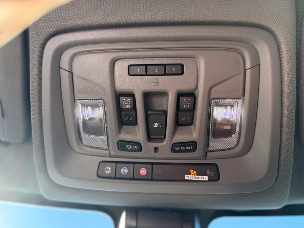 Used 2020 Gray GMC Denali image 31