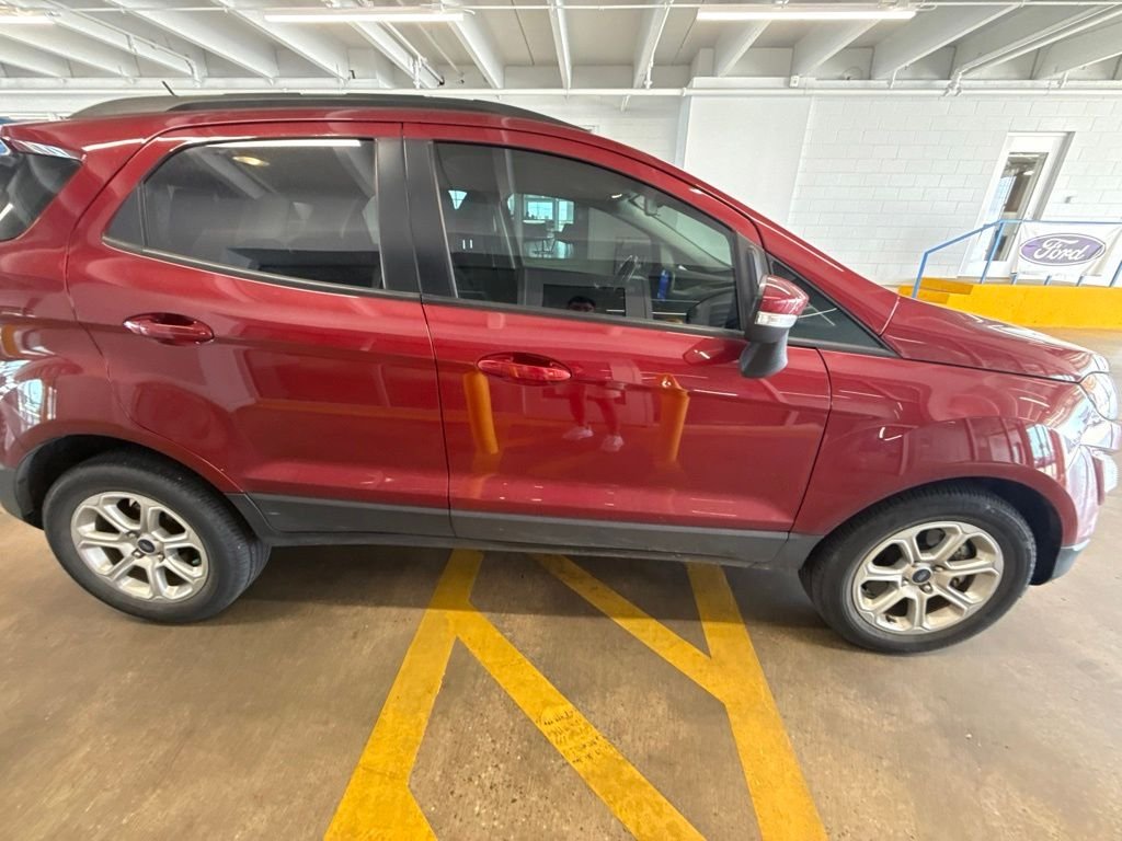 Used 2020 Ruby Red Metallic Tinted Clearcoat Ford SE image 3