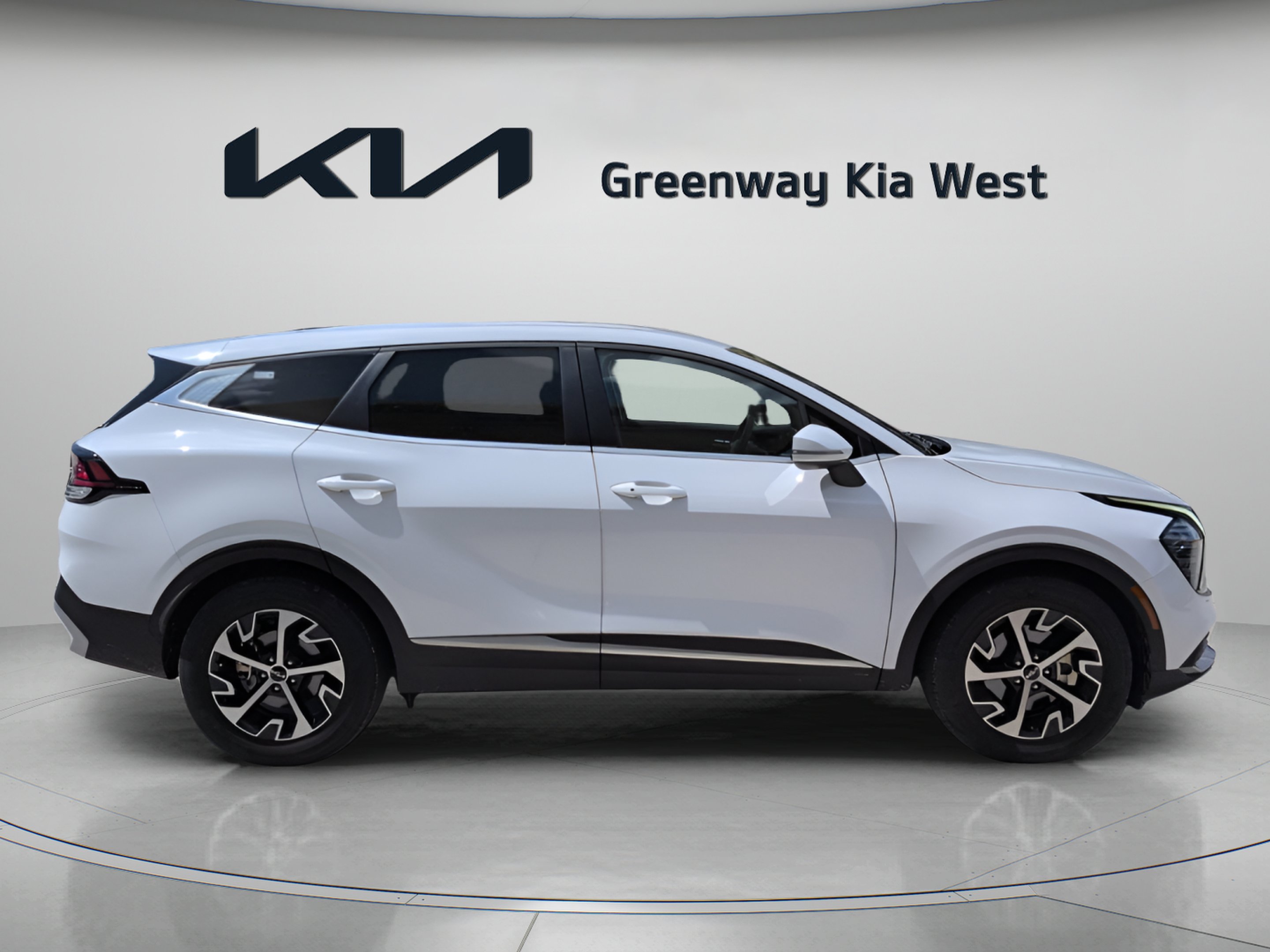 Used 2024 Glacial White Pearl Kia EX image 9