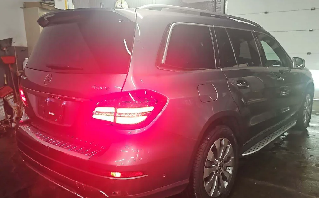 Used 2019  Mercedes-Benz GLS 450 image 2