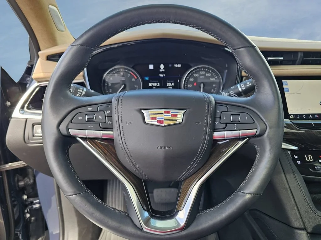 Used 2024 Midnight Sky Metallic Cadillac Premium Luxury image 19