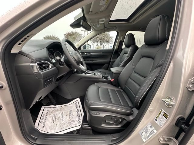 2025 Mazda CX-5 S Preferred package - Photo 24