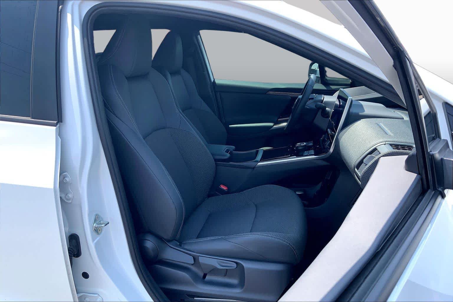 Used 2024 Wind Chill Pearl Toyota XLE image 8