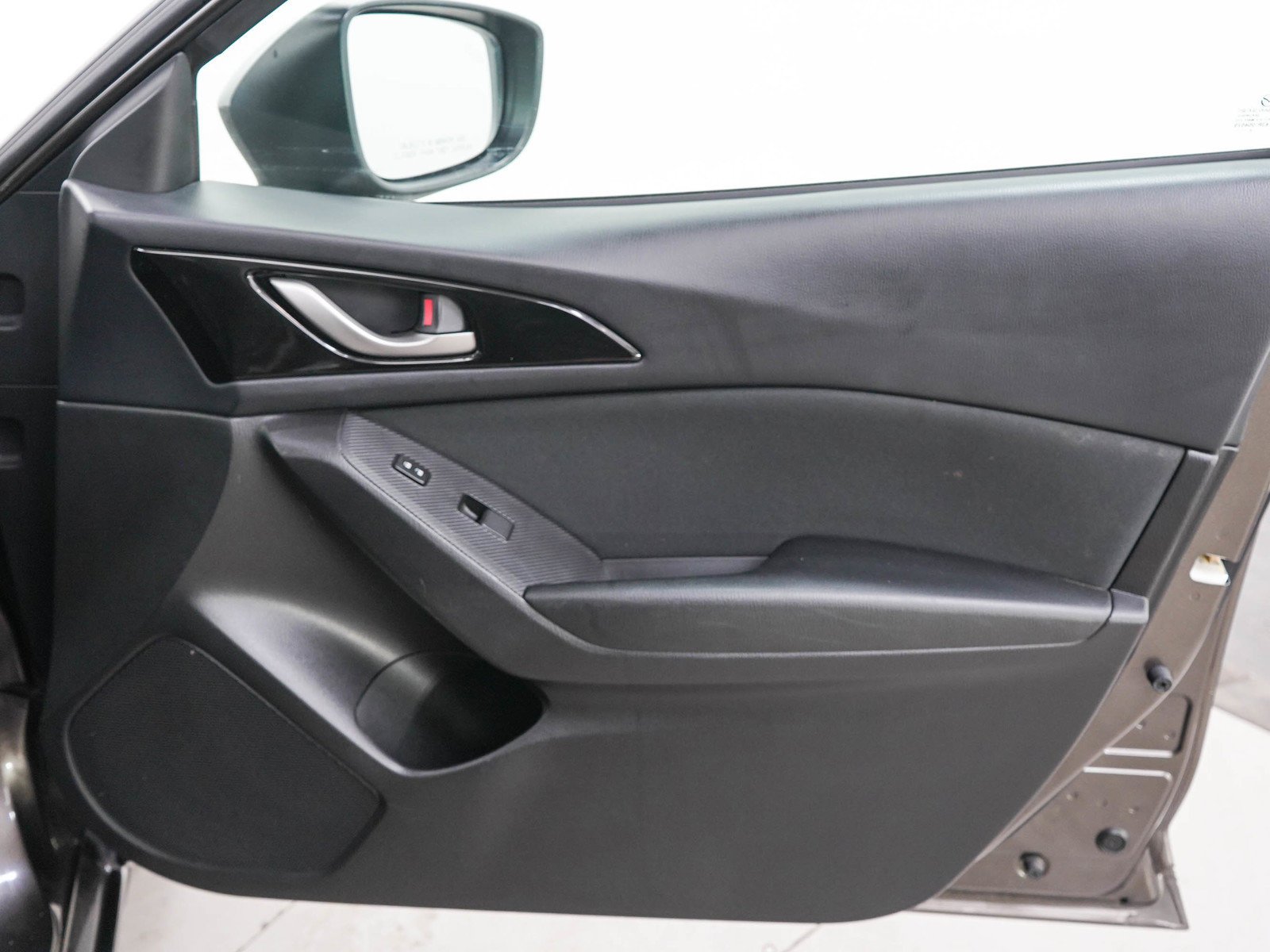 Used 2015 Titanium Flash Mica Mazda i Touring image 9