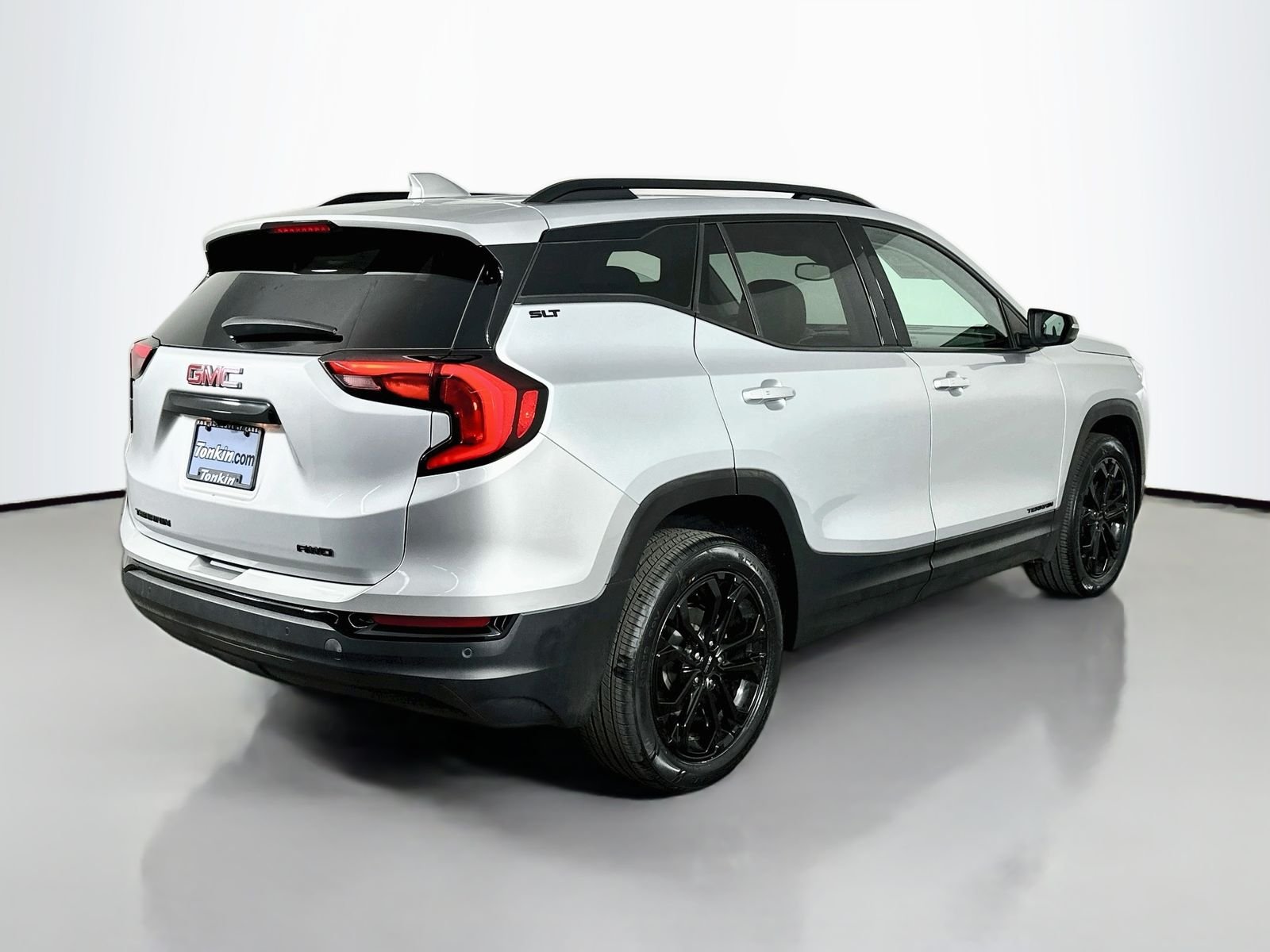 Used 2021 Quicksilver Metallic GMC SLT image 7