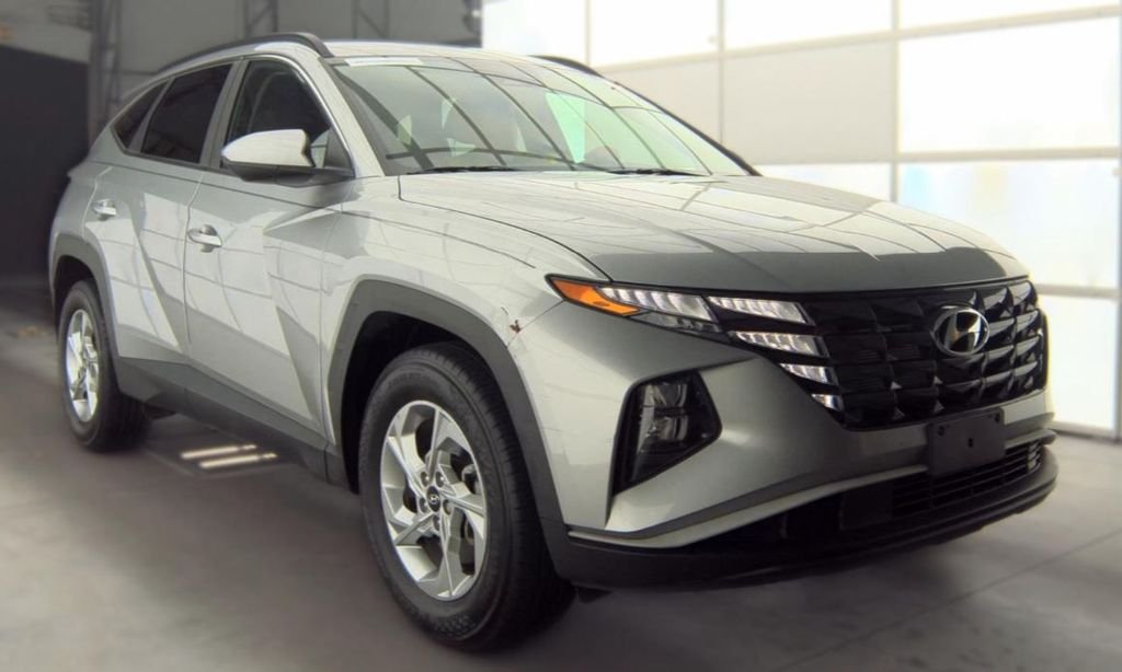 Used 2024 Silver Hyundai SEL image 2
