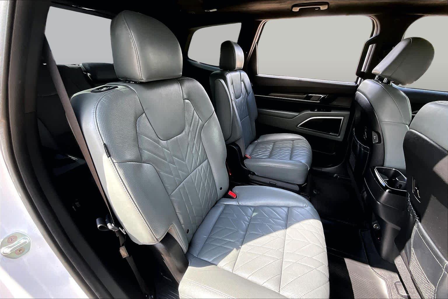 Used 2023 Glacial White Pearl Kia SX Prestige X-Pro image 20