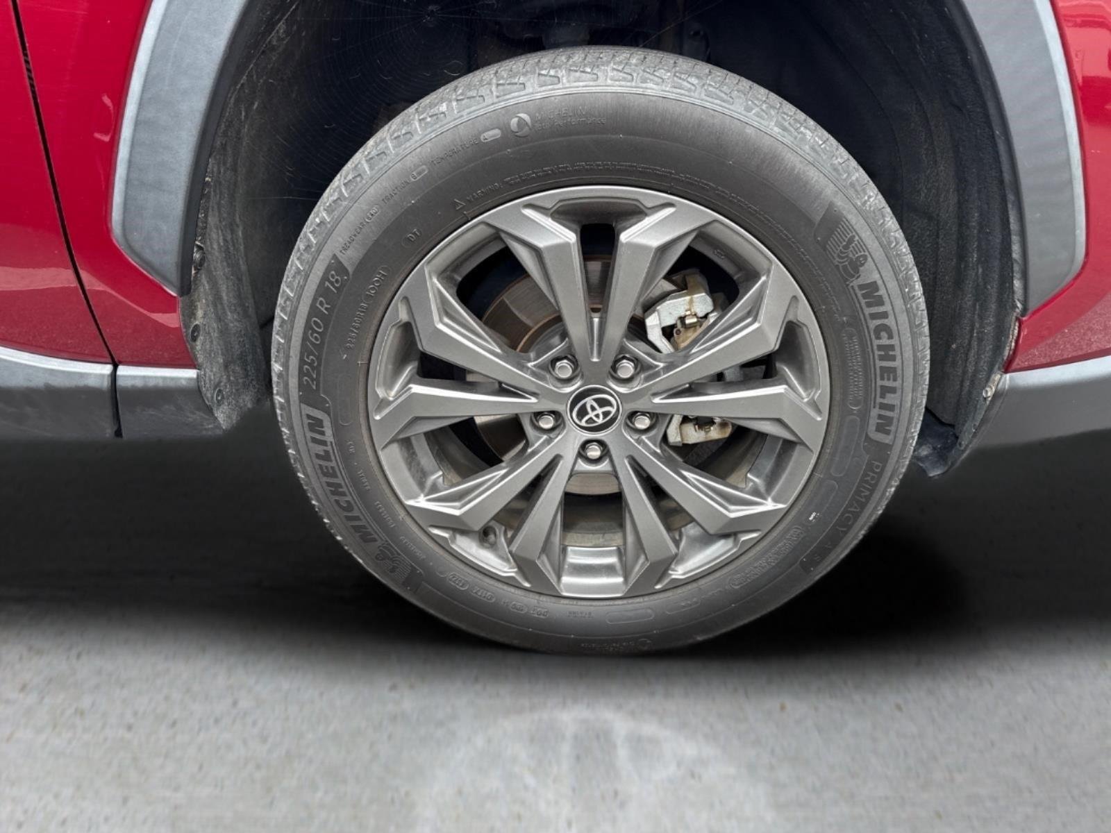 Used 2023 Ruby Flare Pearl Toyota XLE Premium image 21