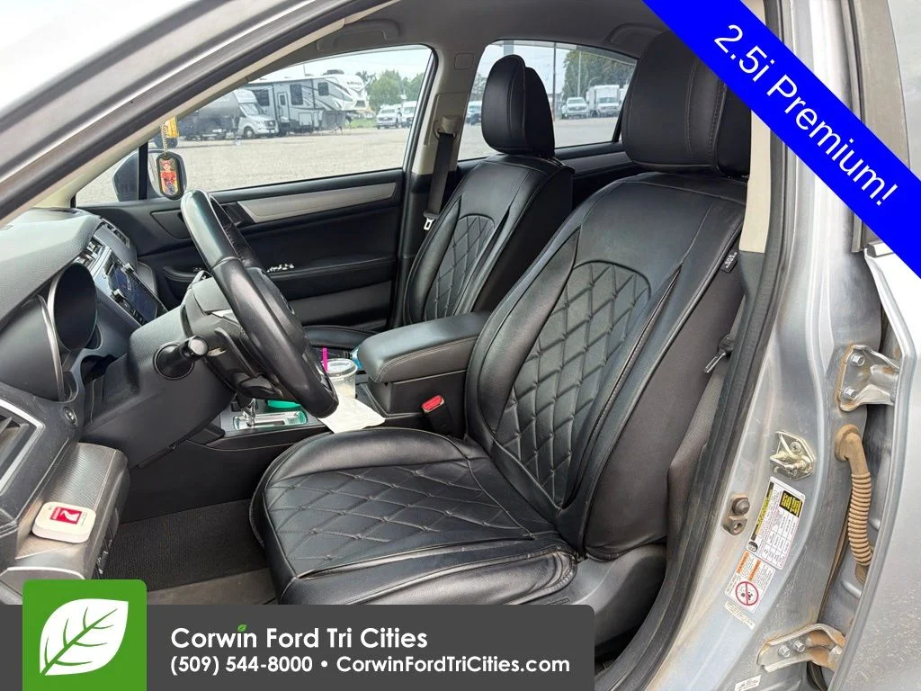 Used 2018 Ice Silver Metallic Subaru 2.5i image 10
