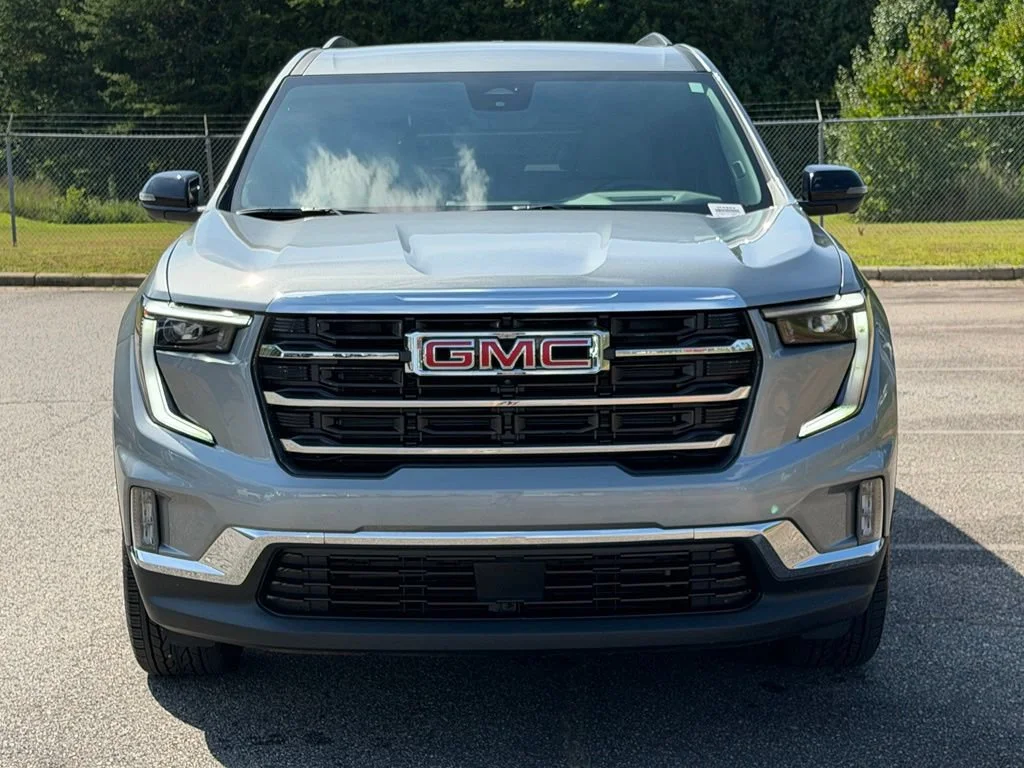 New 2026 Sterling Metallic GMC Elevation image 33