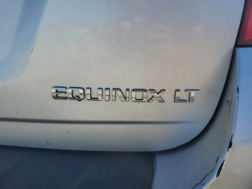 Used 2014 Silver Ice Metallic Chevrolet LT image 5