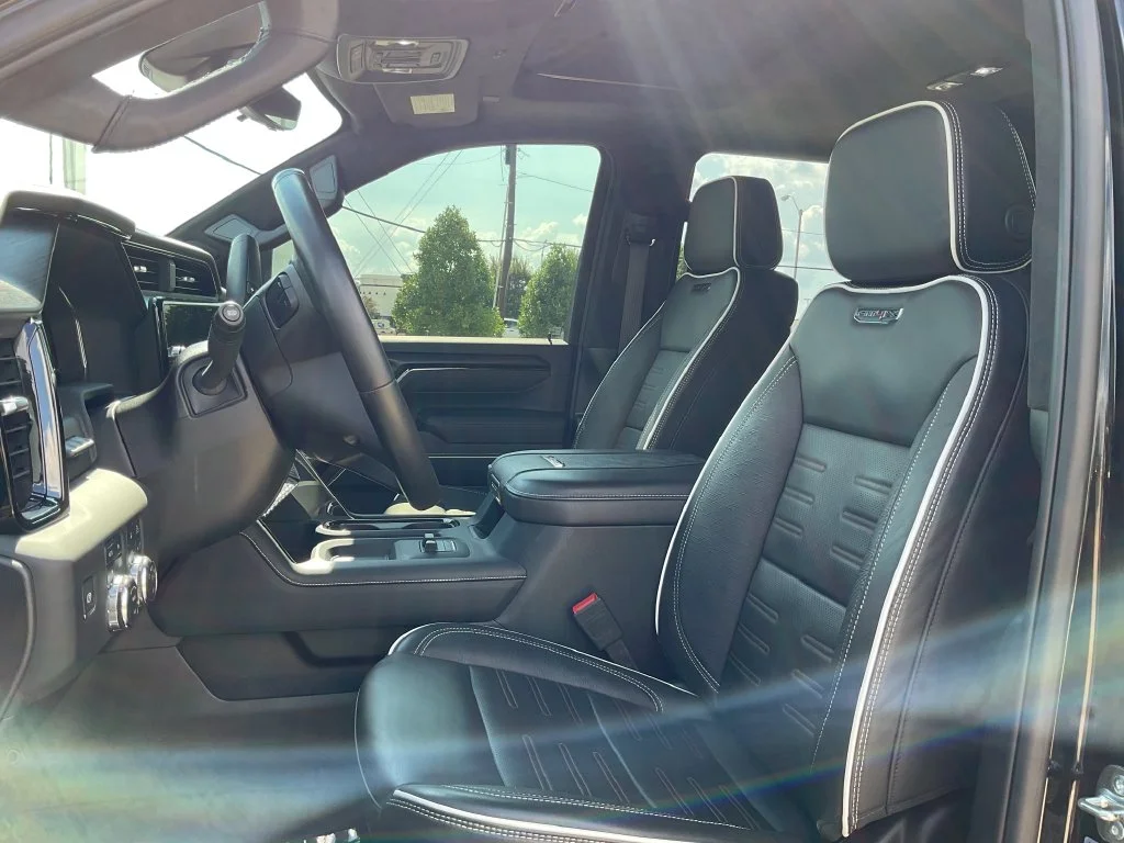 Used 2025 Black GMC AT4X image 11