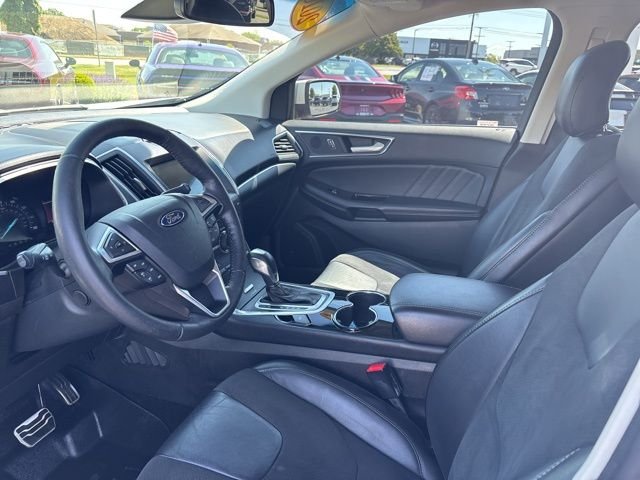 Used 2016 White Ford Sport image 17