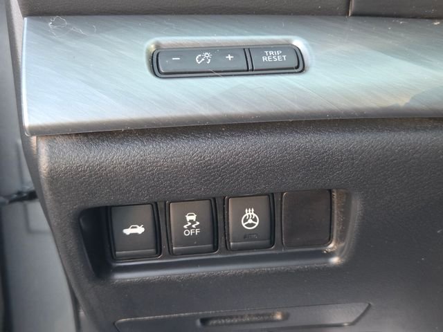Used 2017 Gray Nissan 3.5 SL image 25