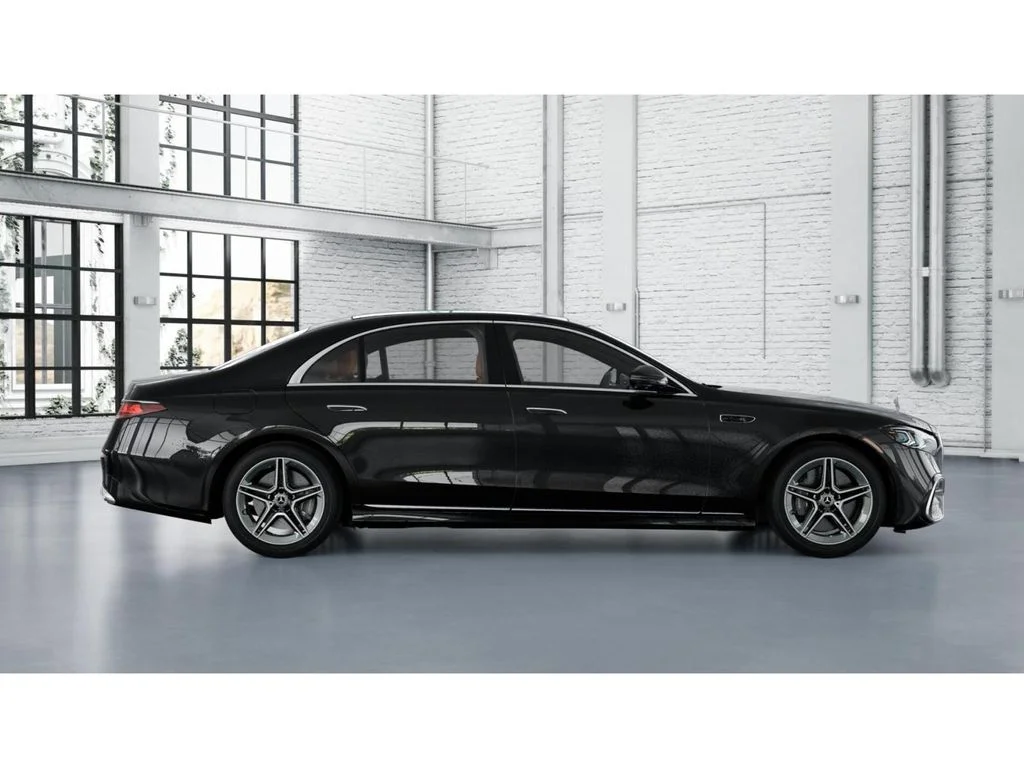 New 2027 Black Mercedes-Benz S 580 image 2