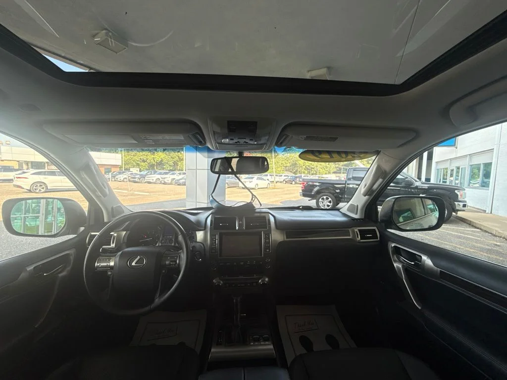Used 2019 Silver Lexus 460 image 17
