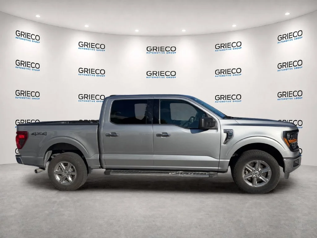 Used 2025 Iconic Silver Metallic Ford XLT image 8