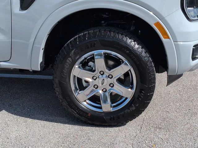 New 2026 Avalanche Ford Lariat® image 11