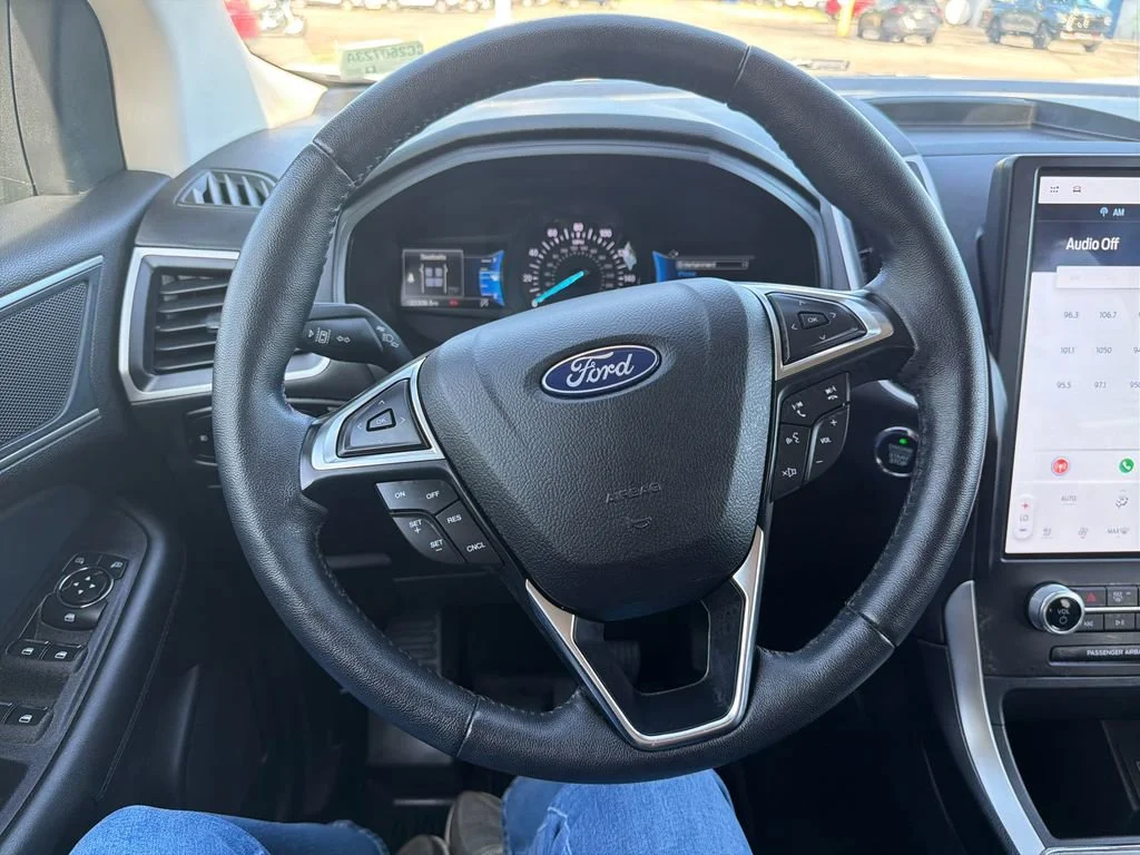 2024 Ford Edge SEL - Photo 13