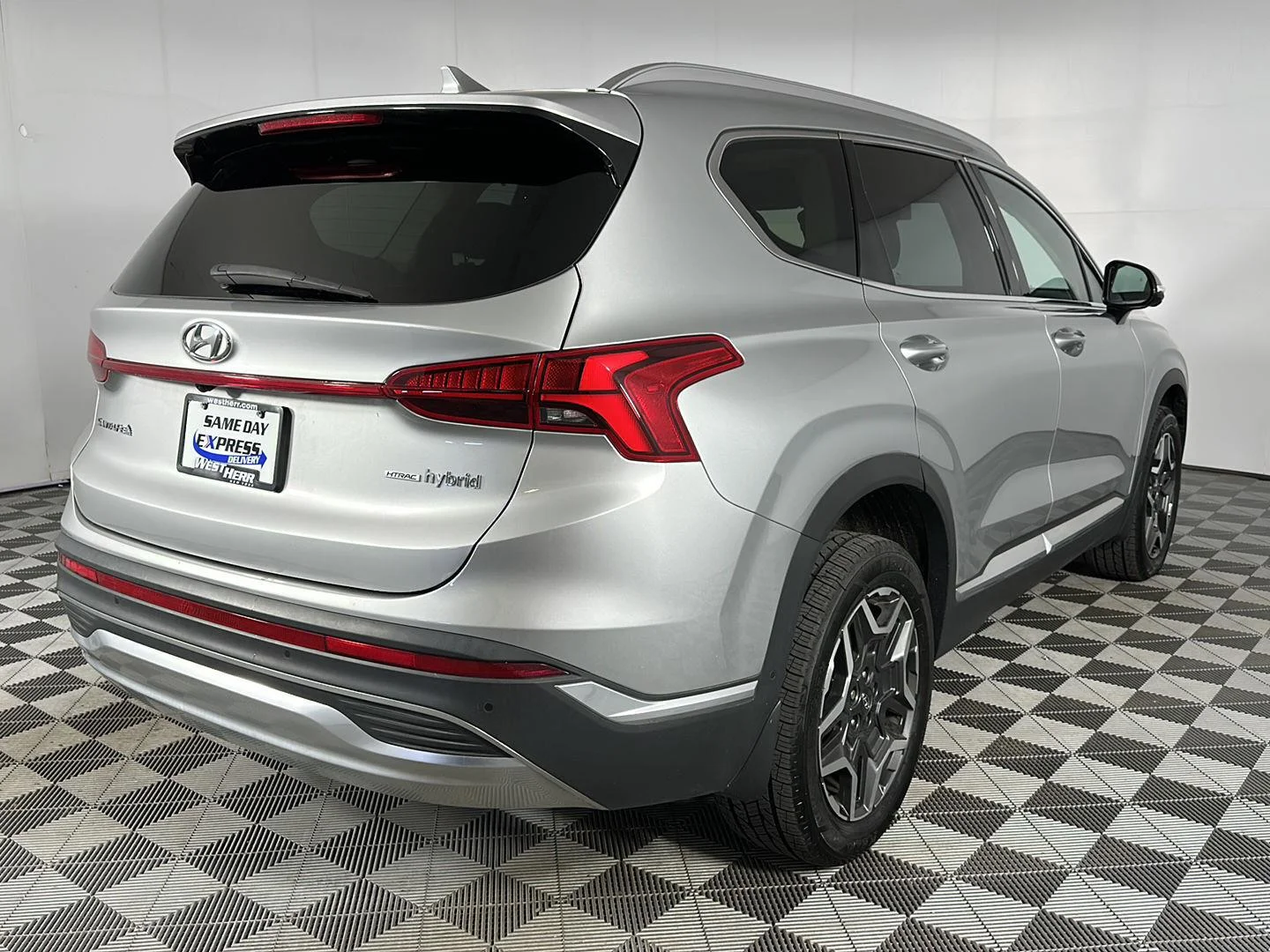 Used 2023 Shimmering Silver Hyundai Limited image 29