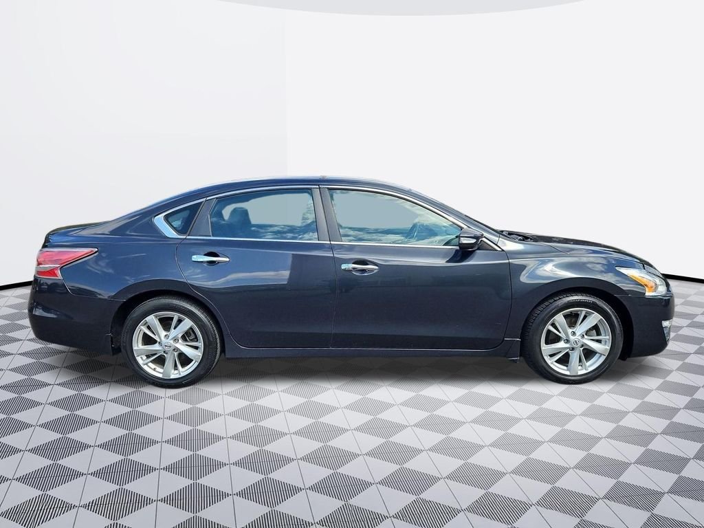 Used 2015 Storm Nissan 2.5 SV image 7