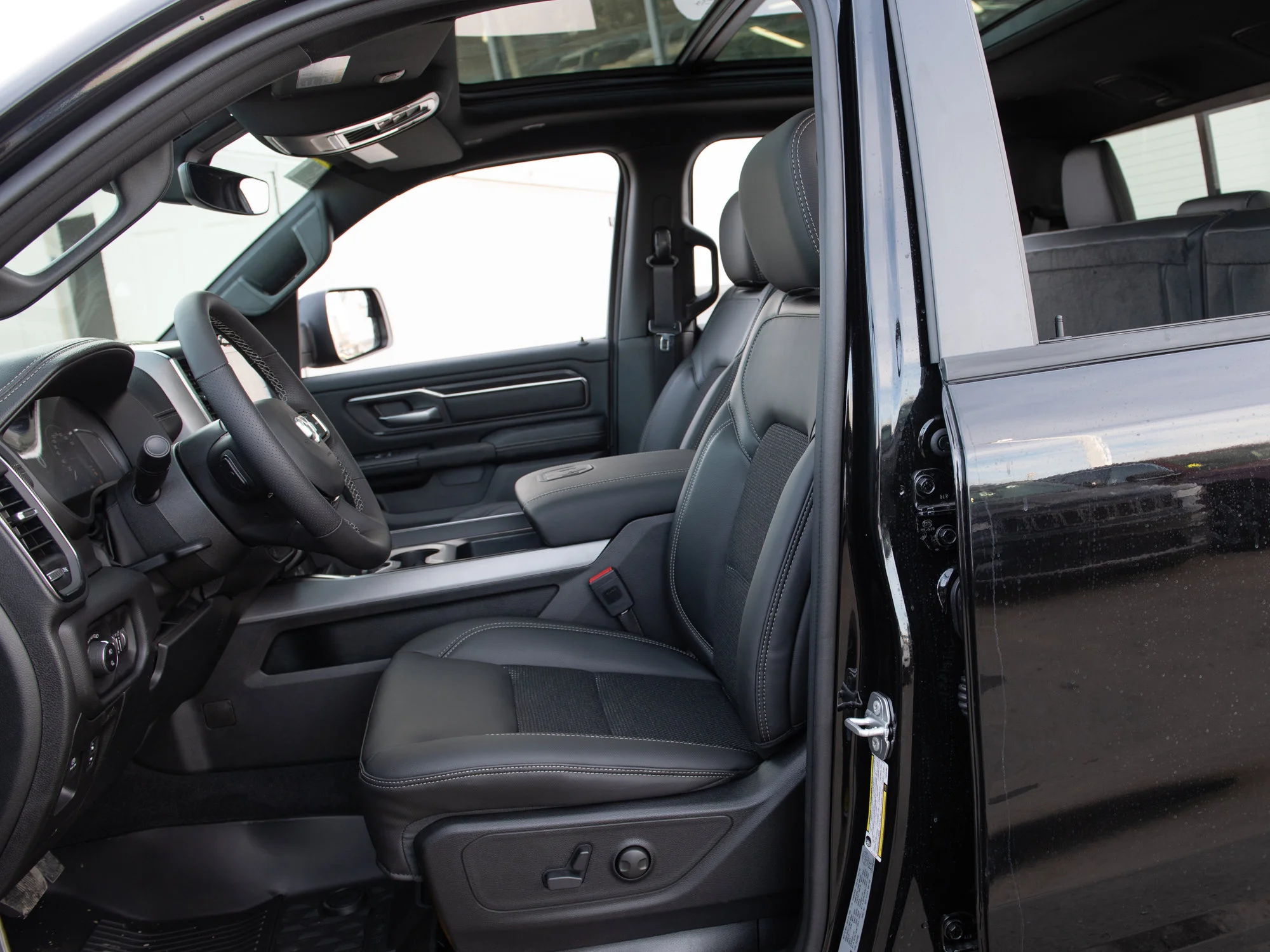 New 2026 Black RAM Sport* image 15