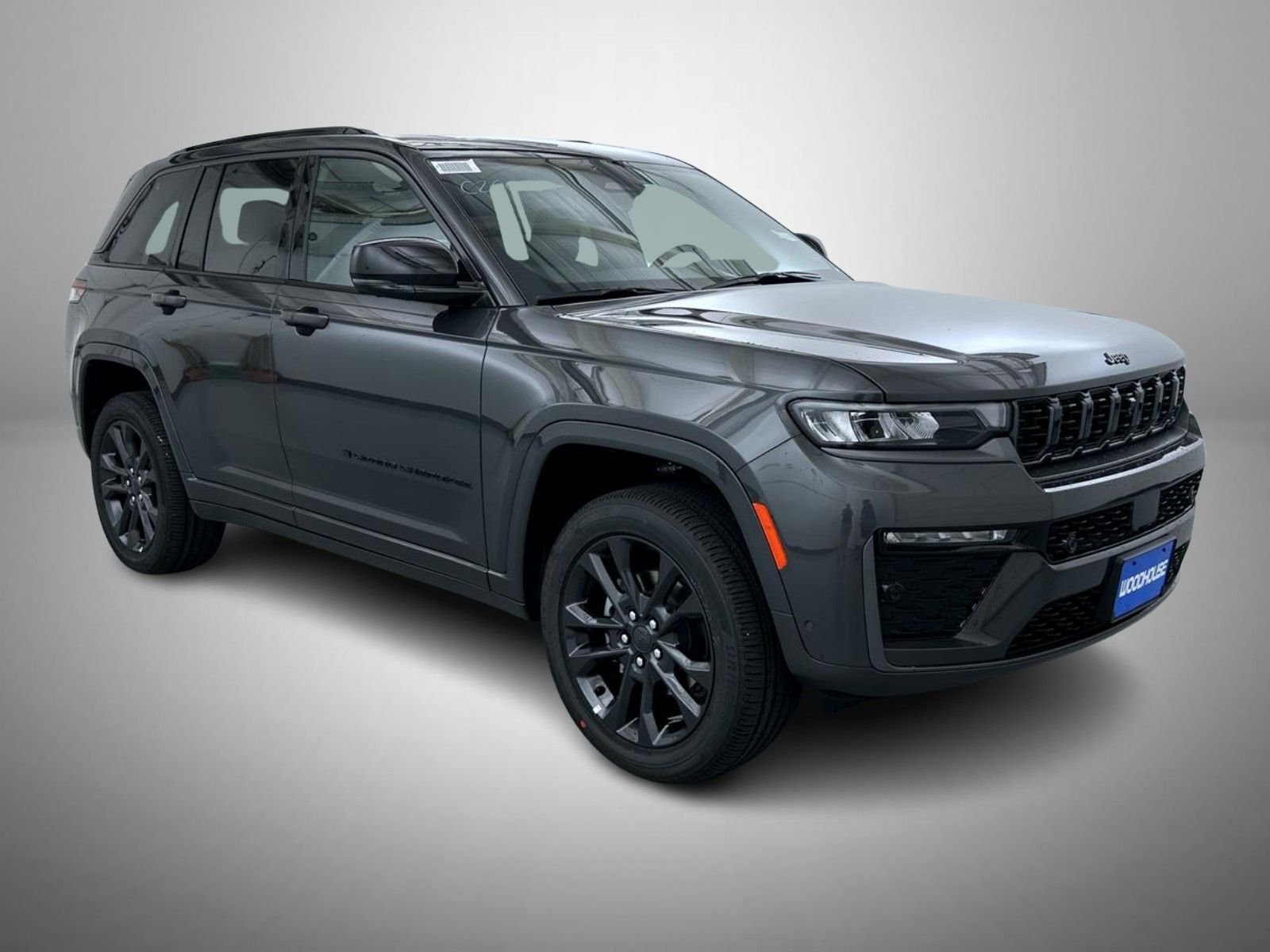 New 2026 Baltic Gray Metallic Clear-Coat Exterior Paint Jeep Limited Reserve image 3