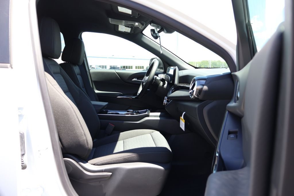 2026 Chevrolet Equinox LT - Photo 41
