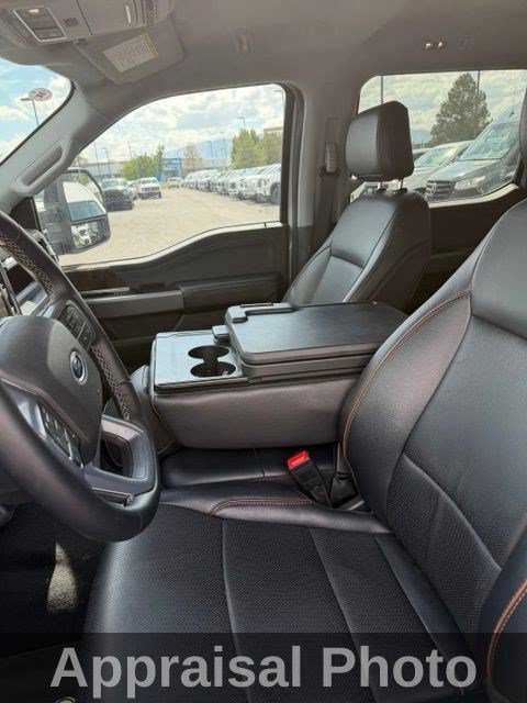 Used 2025 Avalanche Ford LARIAT image 11