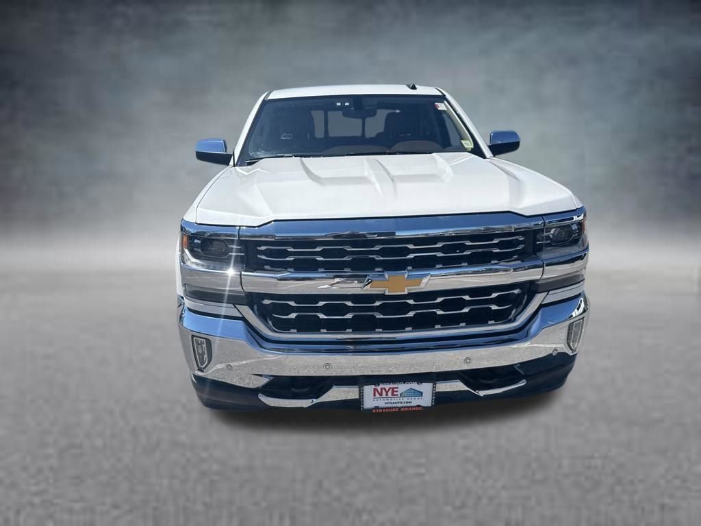 Used 2018 IRIDESCENT PEARL TRICOAT Chevrolet LTZ image 9
