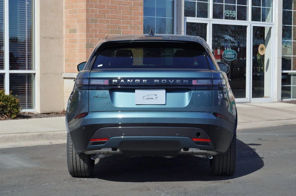 New 2026 Giola Green Land Rover Dynamic SE image 5