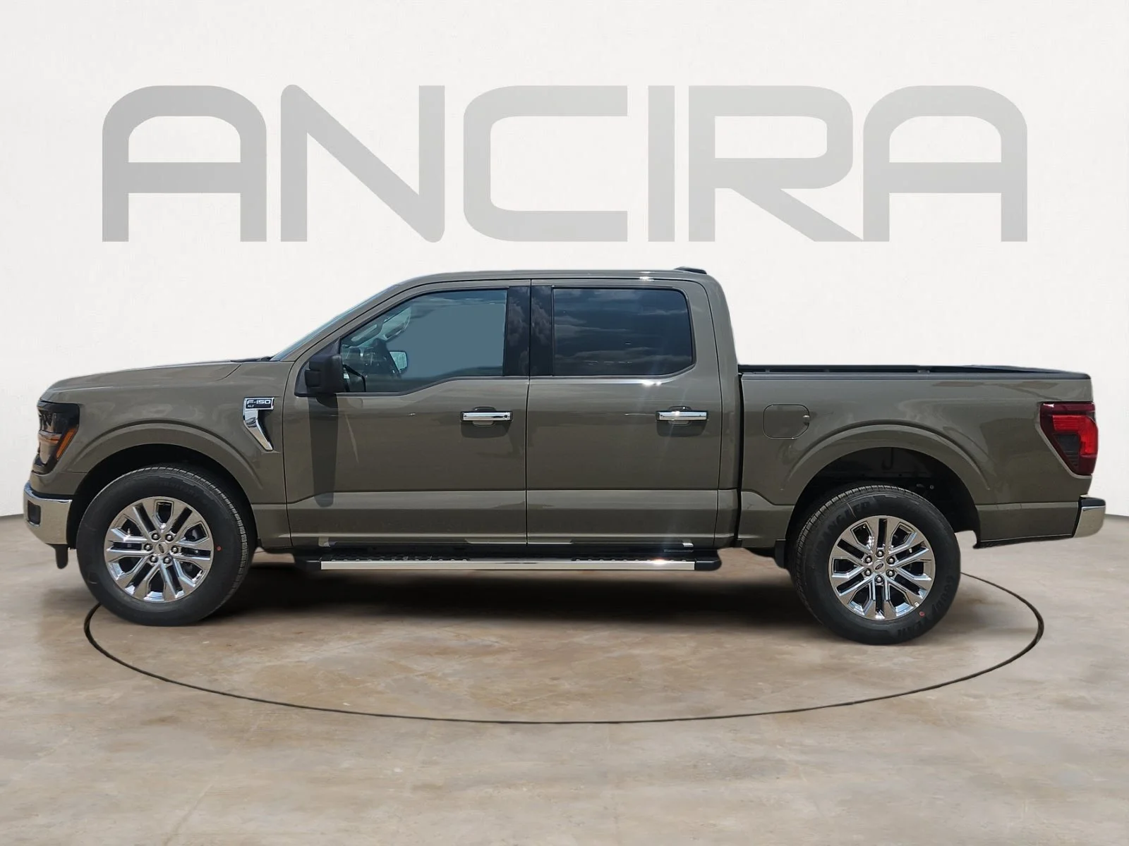 New 2026 Marsh Gray Ford XLT image 5
