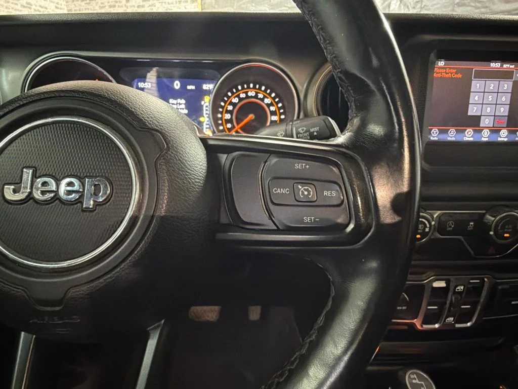 Used 2020 Black Clearcoat Jeep Sport image 17