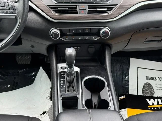 Used 2024 Silver Nissan 2.5 SV image 15