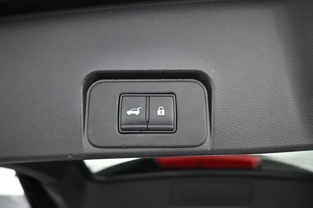 Used 2023 Black Nissan SL image 11