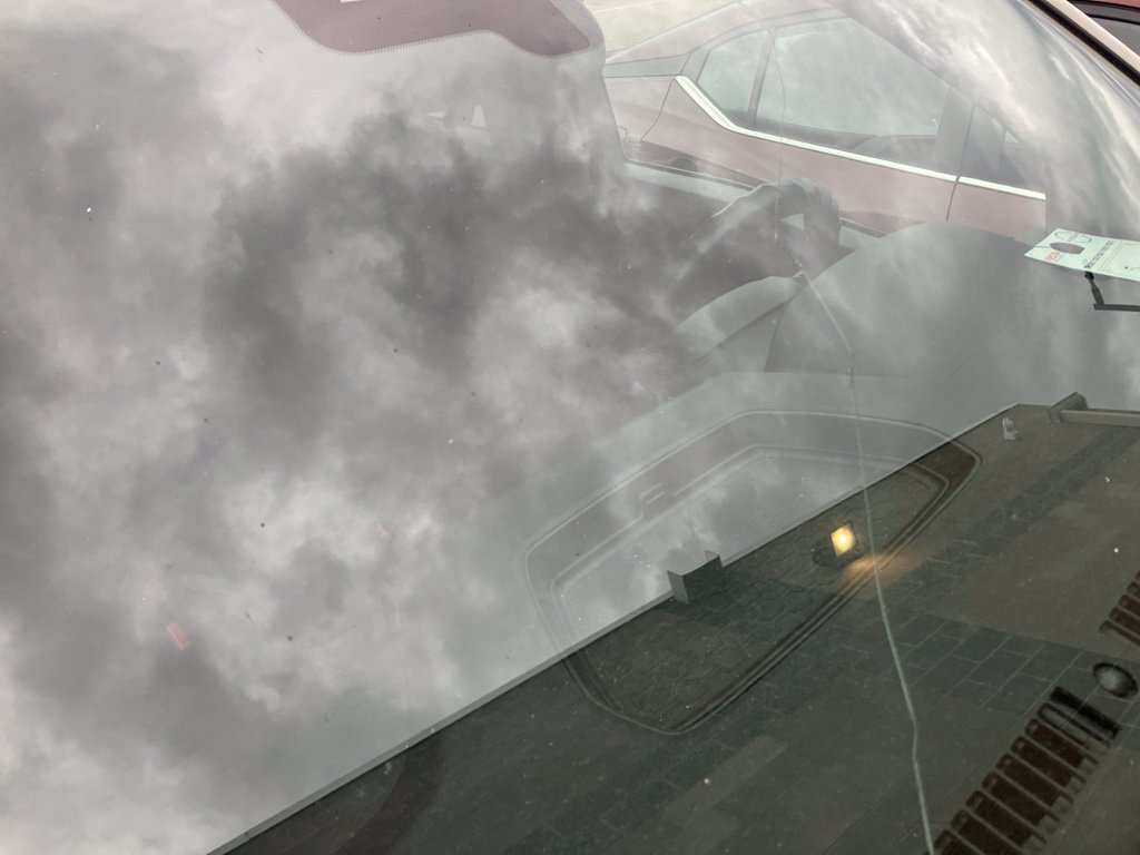Used 2022 White Nissan SV image 7