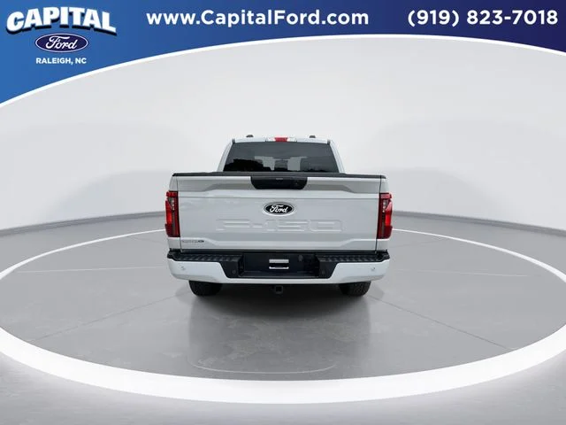 Used 2024 White Ford XLT image 7