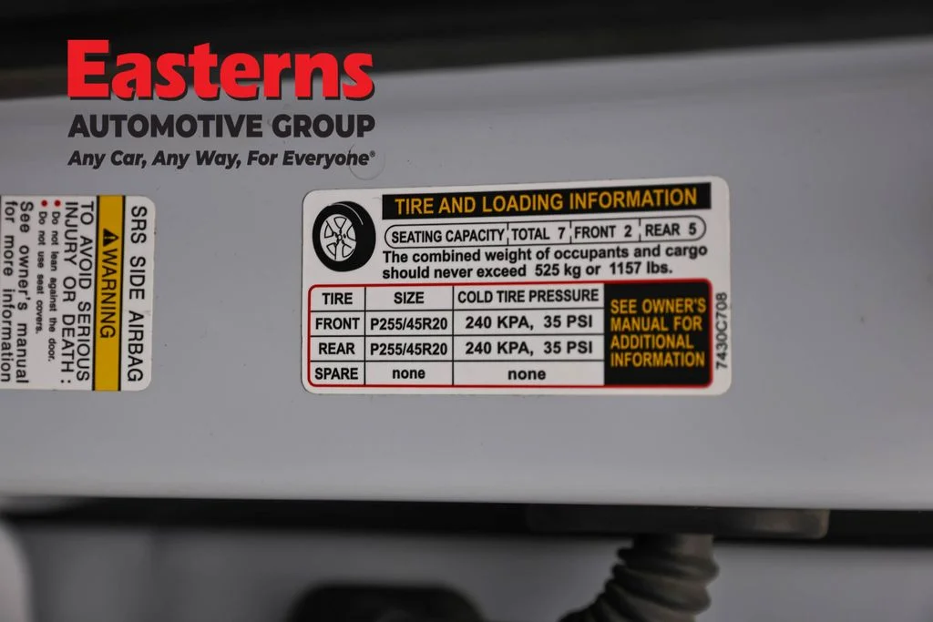 Used 2024 White Mitsubishi SE image 33