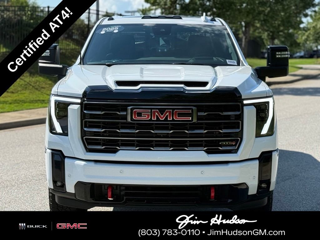 Used 2025 White GMC AT4 image 11